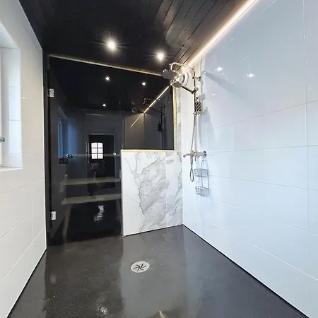 Apartment Omakotitalo Laehellae Keskustaa *