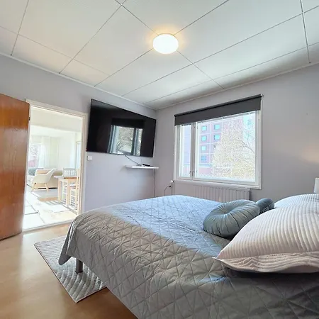 Omakotitalo Laehellae Keskustaa Apartman *